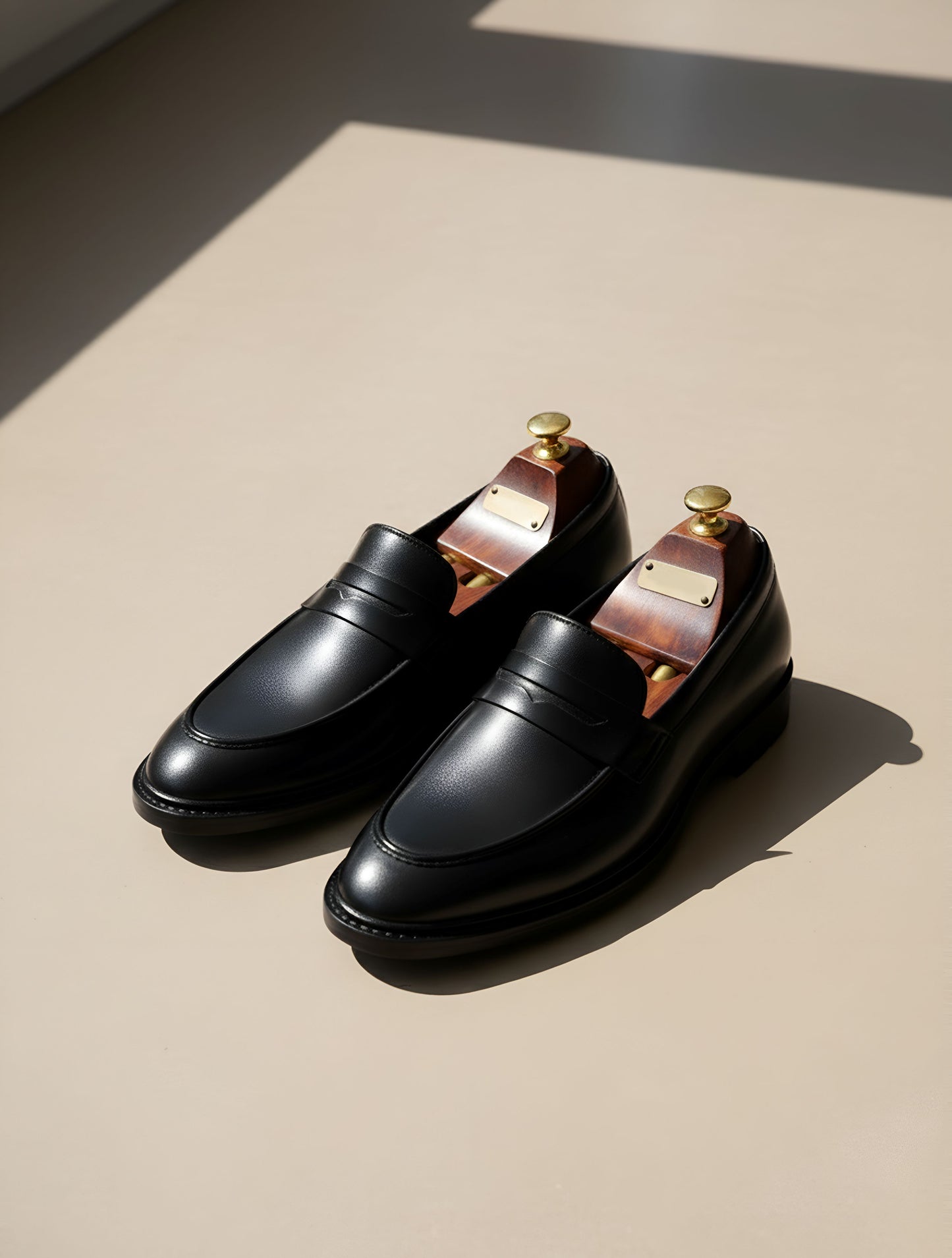 Men’s Black Penny Loafers – Timeless Leather Slip-On Shoes