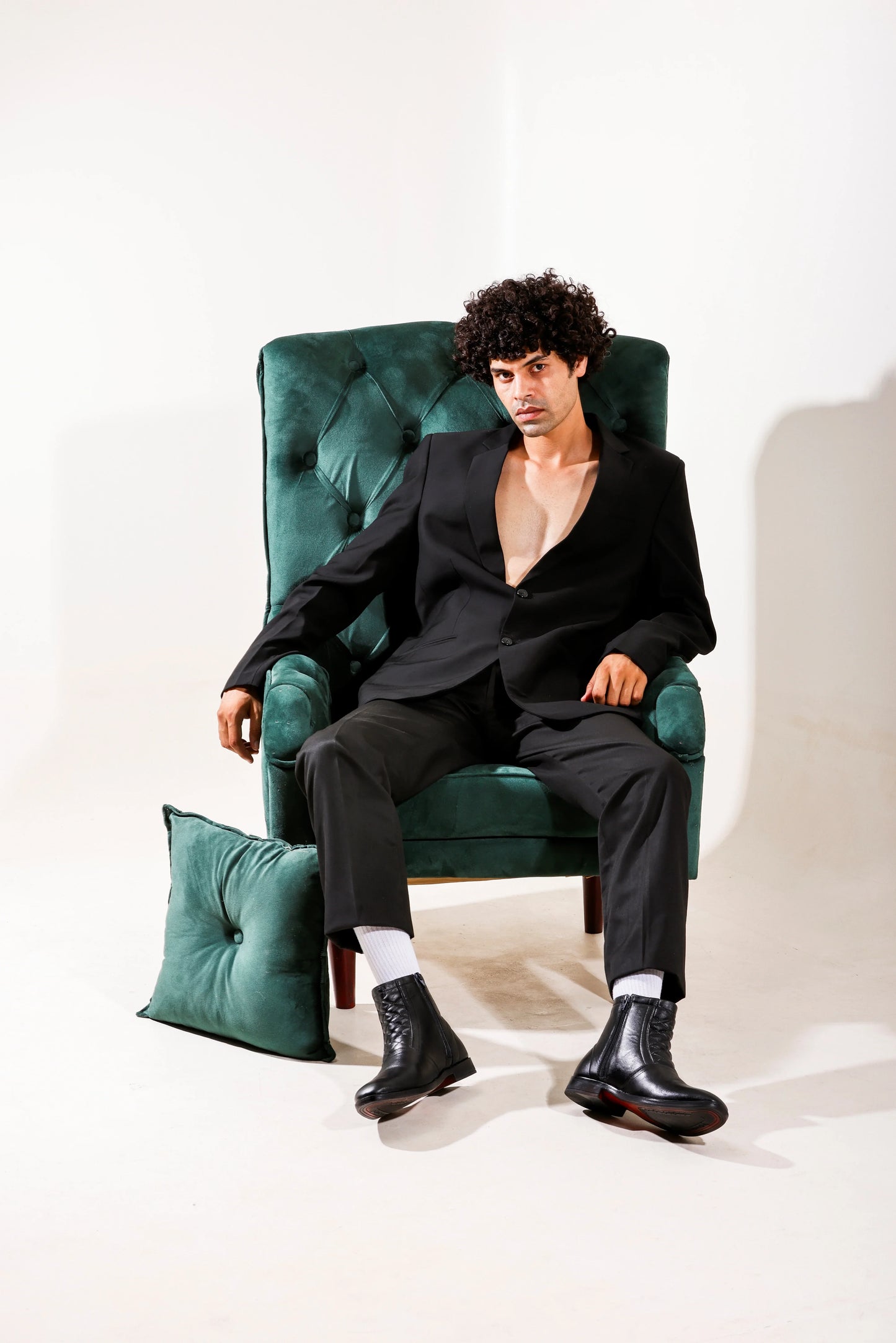 Men Black Leather Textured Chelsea Boots - obotoriginal