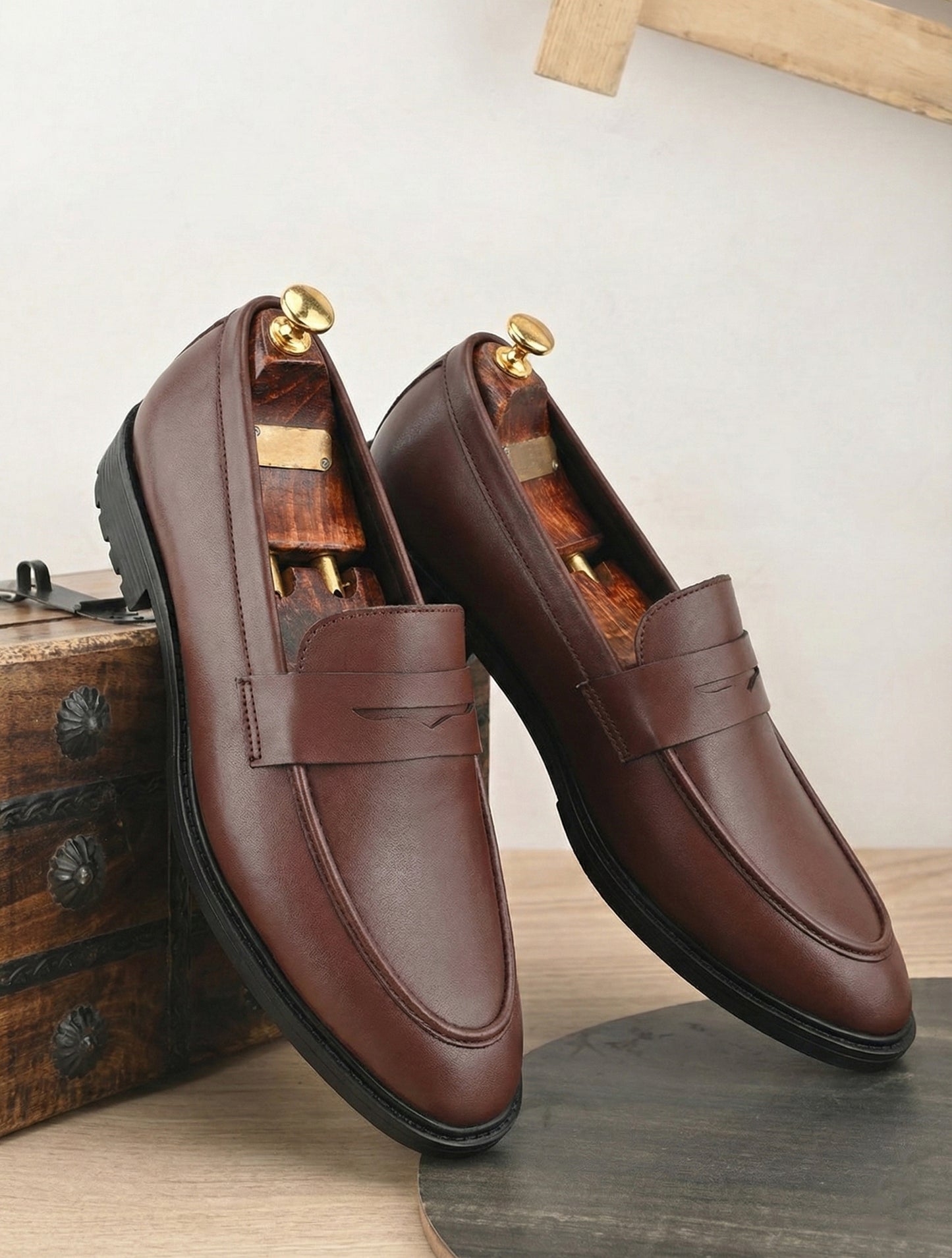 Men’s Rich Brown Penny Loafers – Timeless Leather Slip-On Shoes